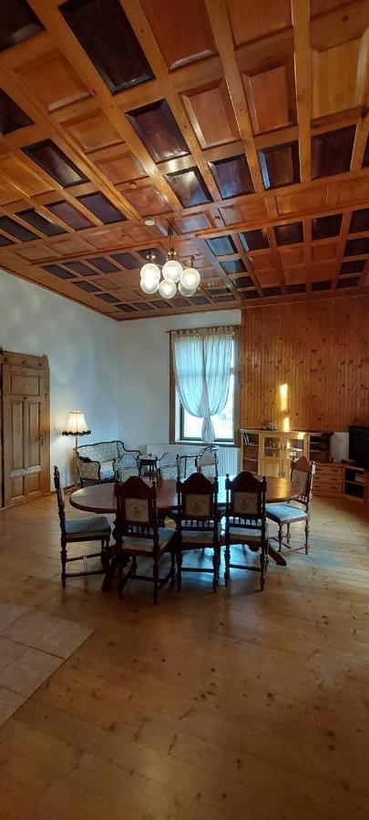 Ferienwohnung ŠulcBurg Cetenov Exterior foto